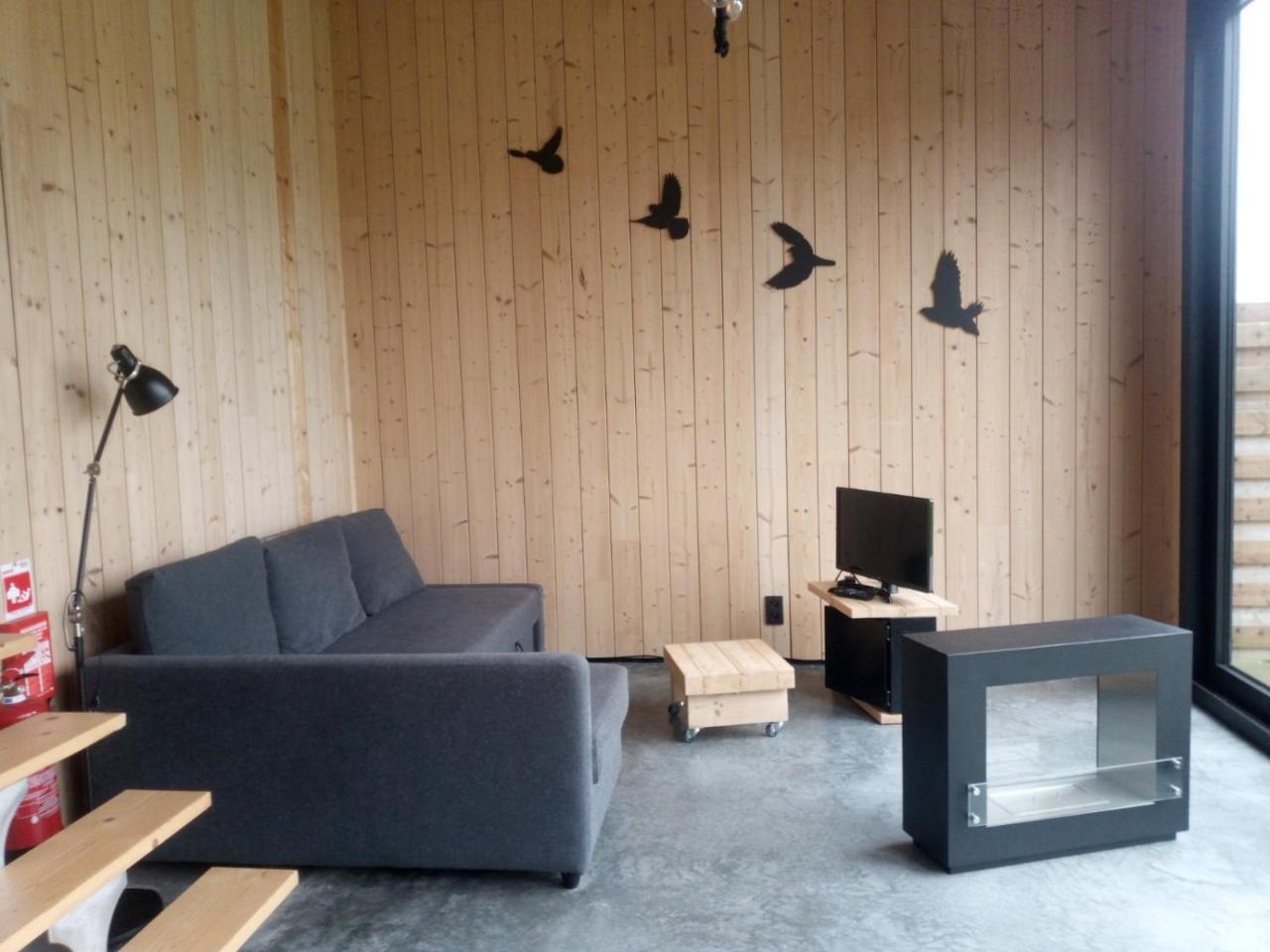 Station 25A - carbon neutral hotel in Duffel