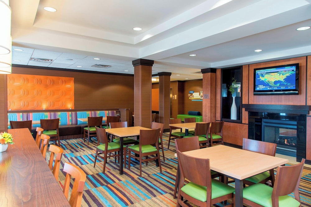 Fairfield Inn & Suites by Marriott Omaha Downtown - photo 25