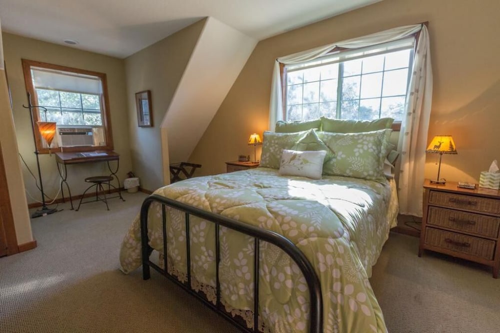 Apple Blossom Inn - photo 3