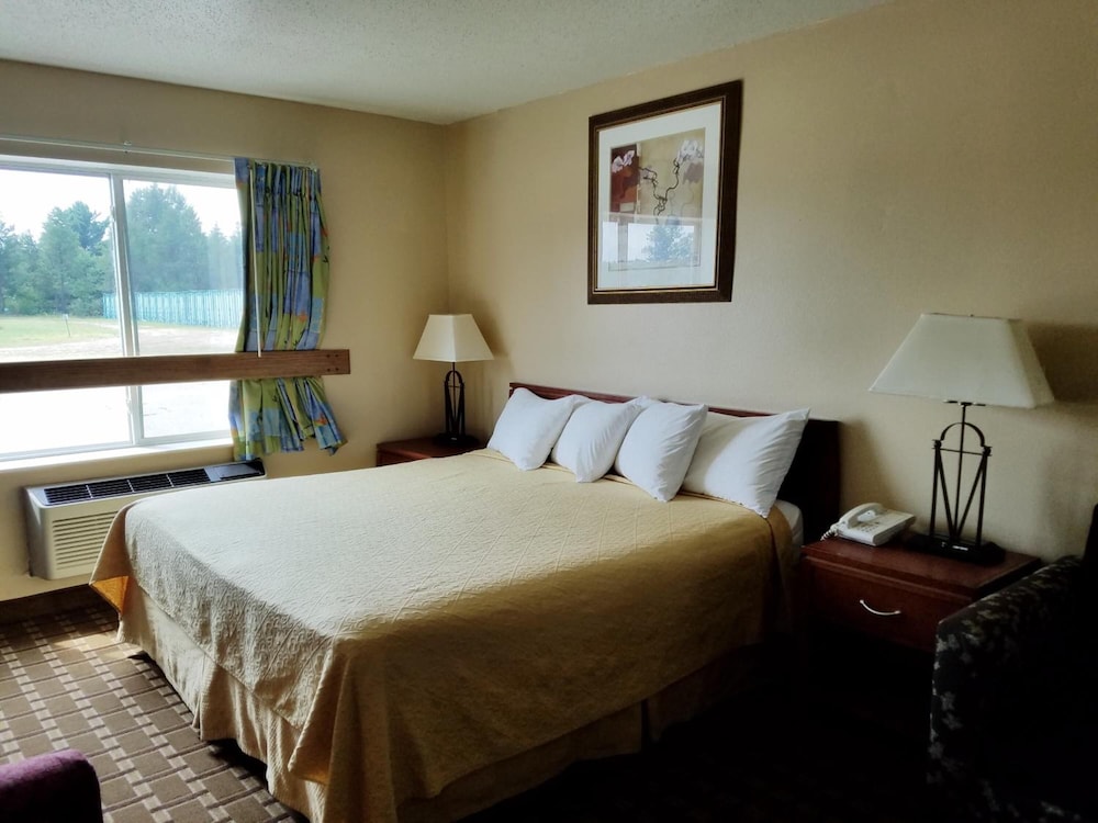 Inn of the Pines - photo 18
