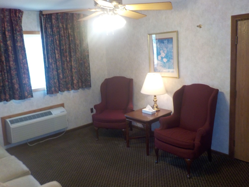 Indian Hills Inn & RV Park - photo 26