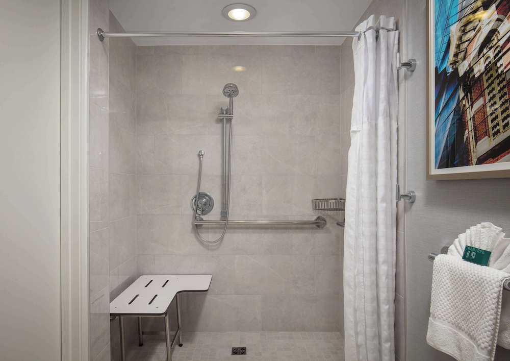 Hilton Concord - photo 16