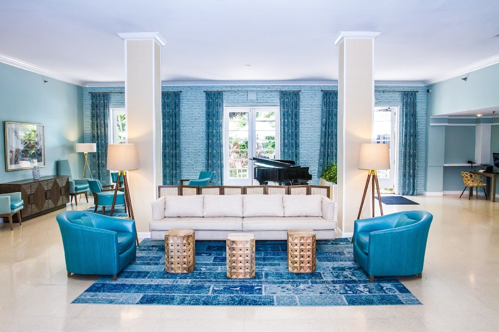 Suites of Dorchester - photo 2