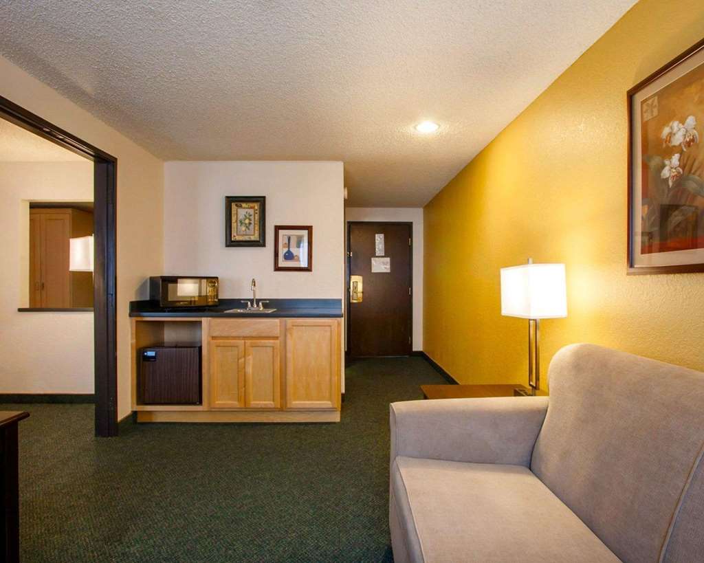 Quality Inn & Suites Springfield Eugene North - photo 21