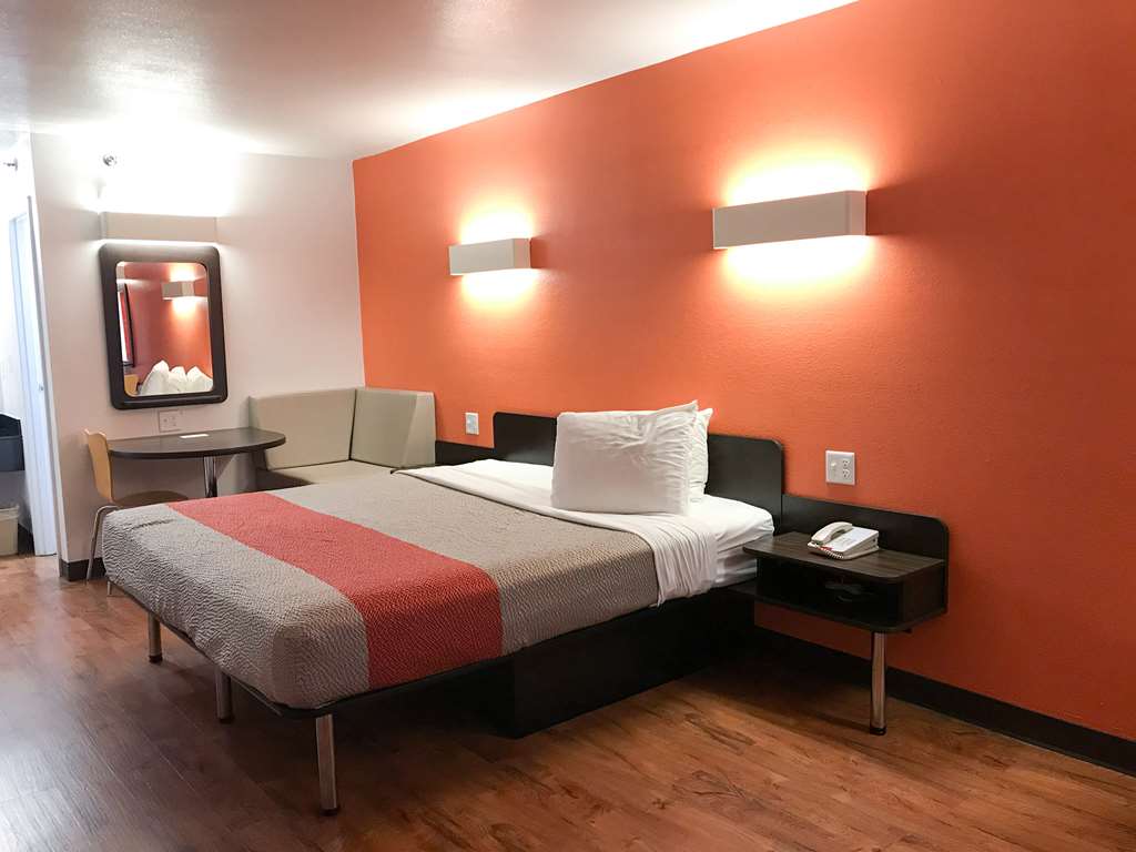 Motel 6 Bremen GA - photo 7