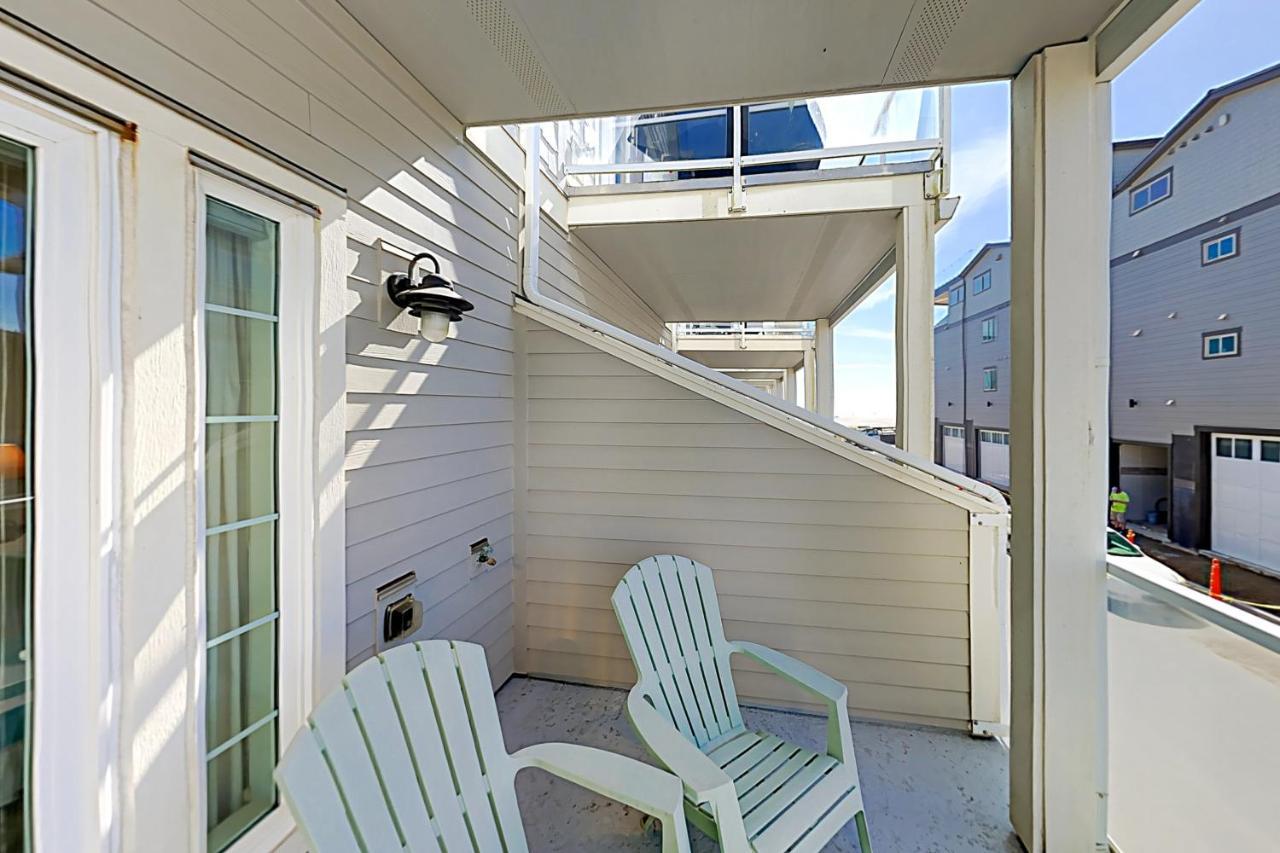 Bela Pacific in Rockaway Beach, United States