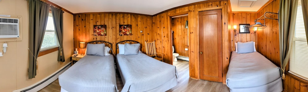 Riverside Motel - photo 92