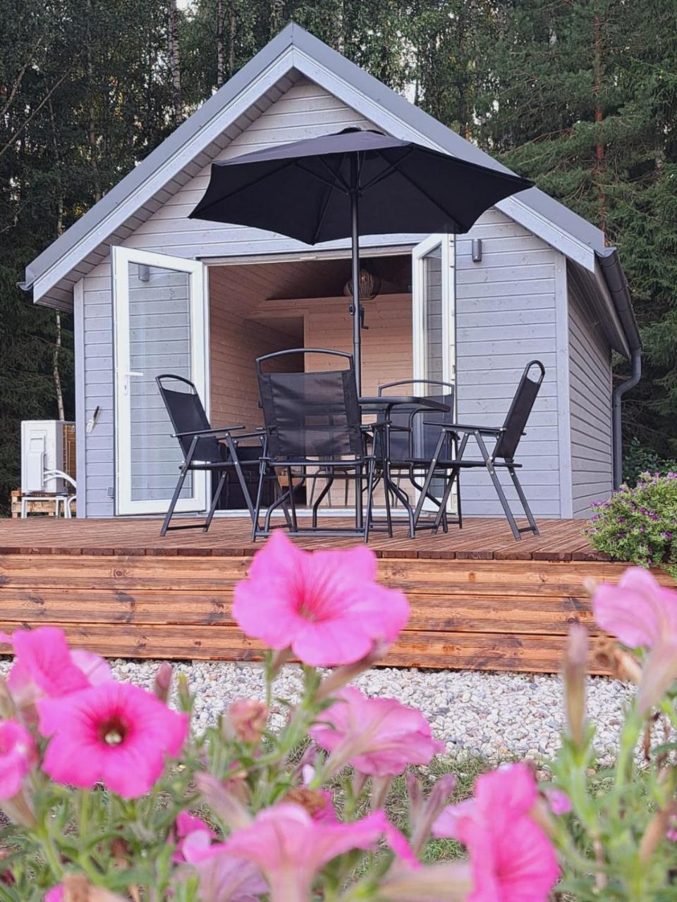 Melamar in Smarde, Latvia