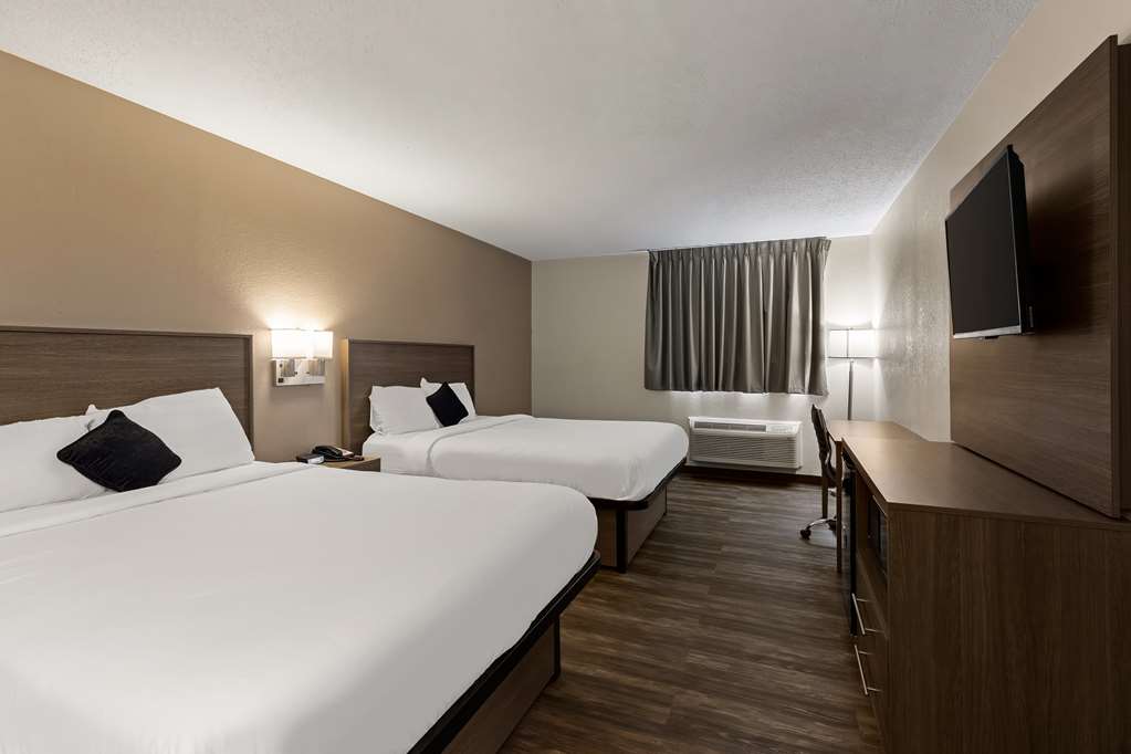 Red Lion Inn & Suites Caseyville - photo 8