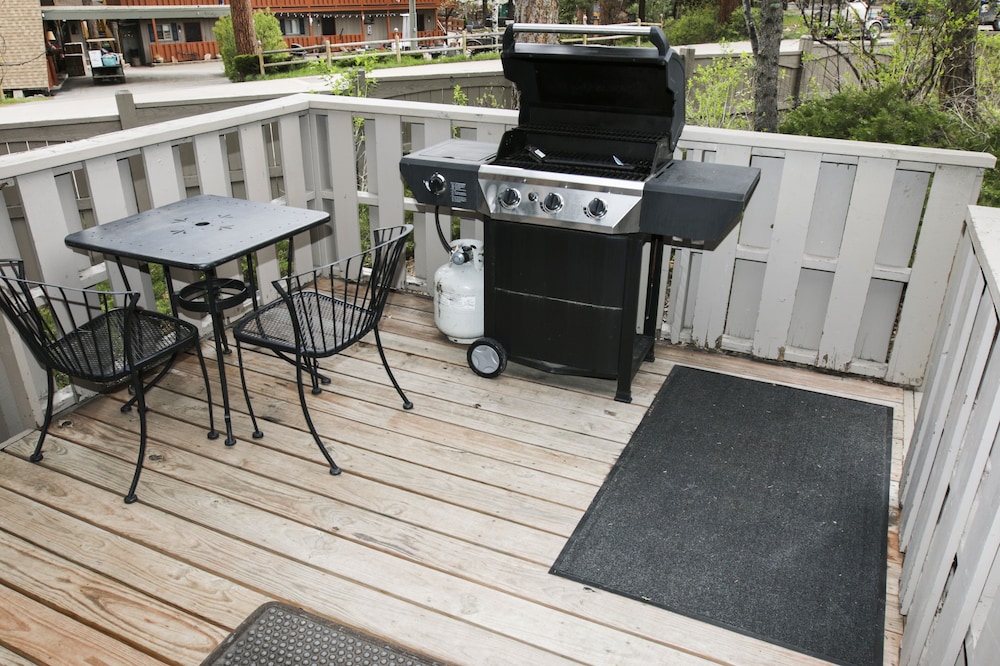 Sunnyside Knoll: 14 Studio - photo 10