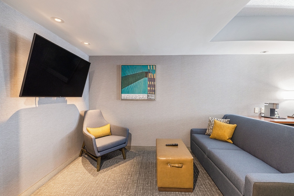 Courtyard by Marriott Boston Waltham - photo 10