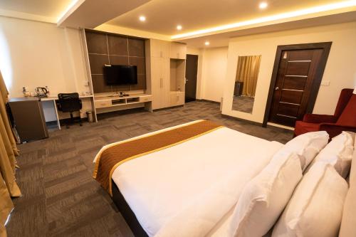 Royale Lalawi Hotel — Aizawl — photo 4