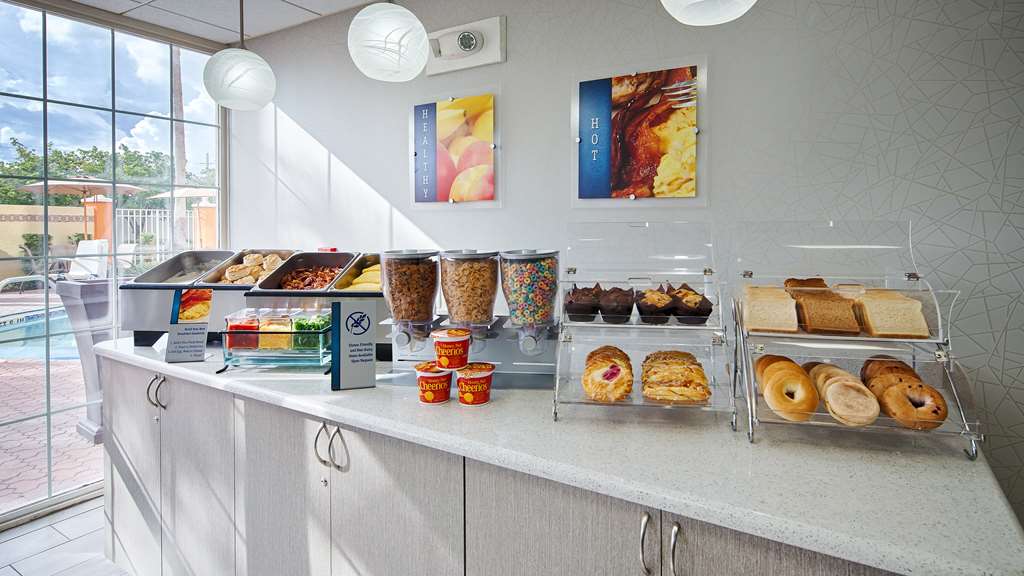 Best Western Fort Myers Inn & Suites - photo 6