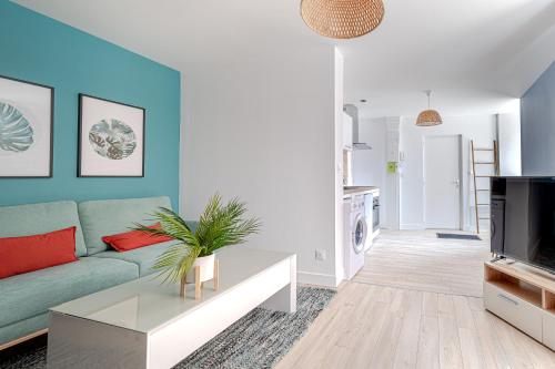 Le Voyageur de Chinchauvaud in Limoges, France