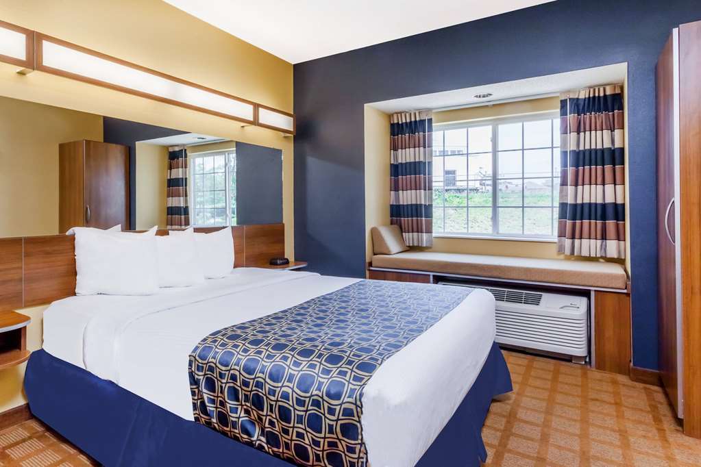 Microtel Inn & Suites by Wyndham Dickson City Scranton - photo 12