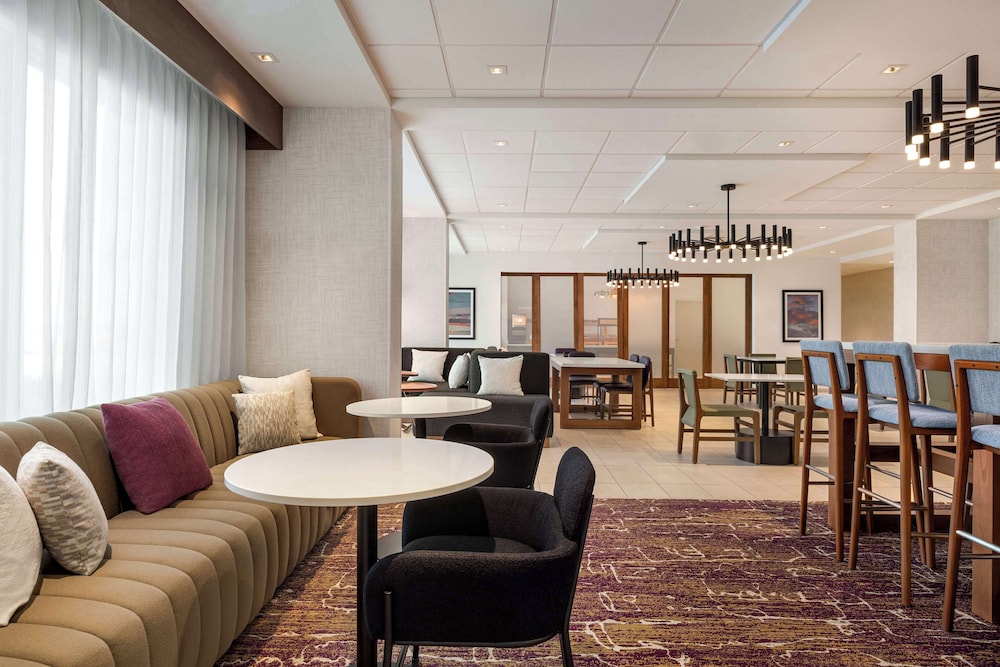 Hampton Inn by Hilton Stockton - photo 29