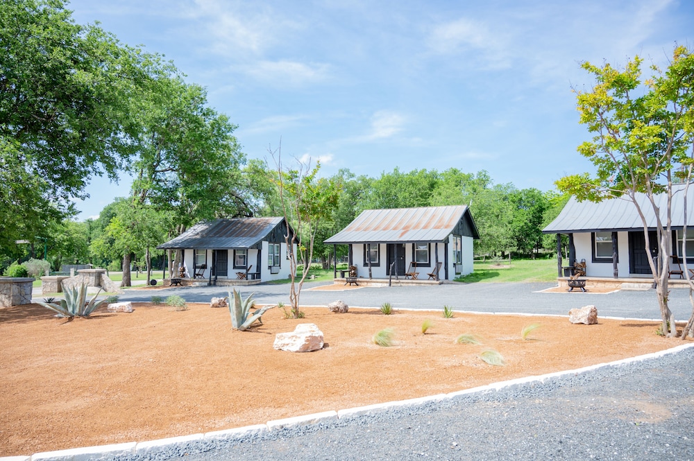 The Vaquero Motel - photo 40