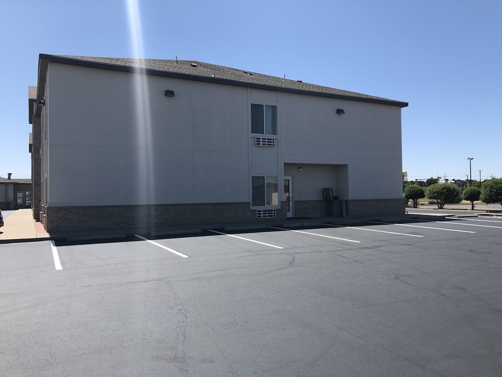 Lea County Inn - photo 36