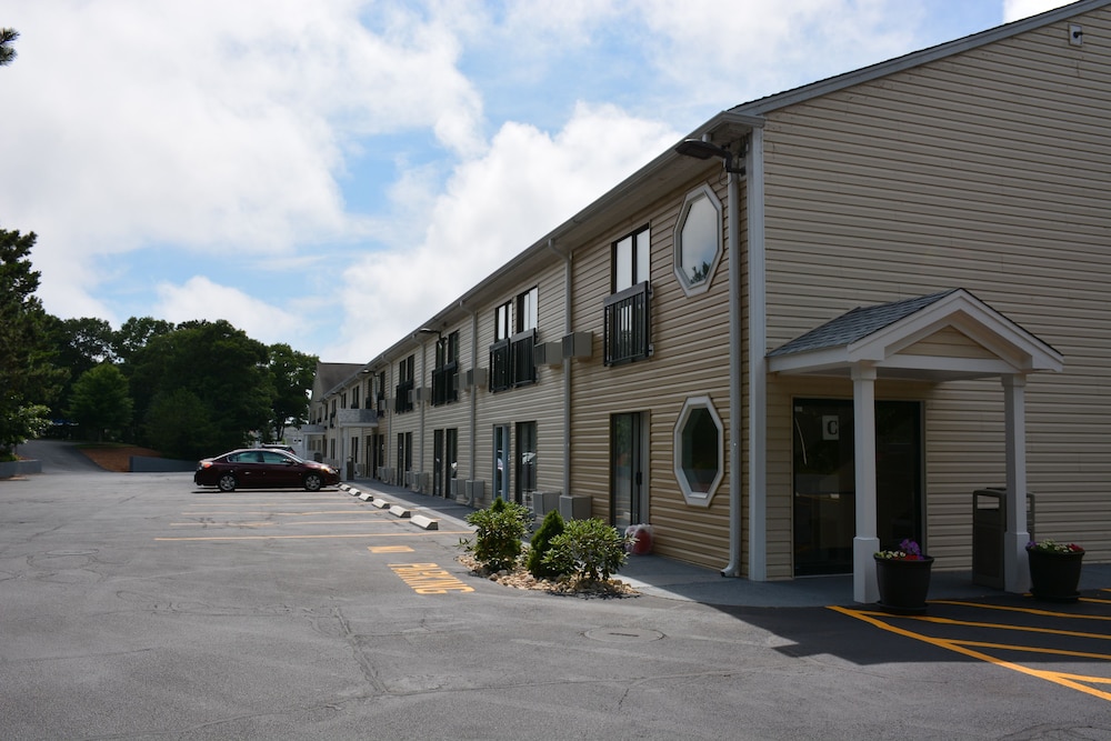 Cape Cod Hotel - photo 37