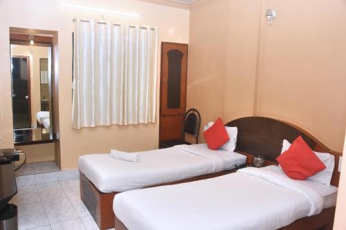 Hotel Suraj - last minute hotel in Pune