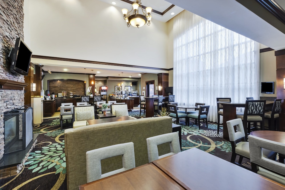 Staybridge Suites Lansing Okemos - photo 40