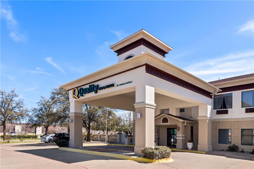 Quality Inn & Suites Granbury - photo 4