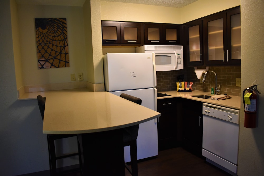 Staybridge Suites Cranbury by IHG - photo 20