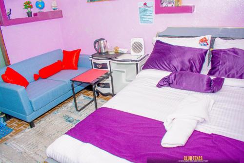 Texas Deluxe B&B — 4-Star Luxury Hotel in Kajiado, Kenya