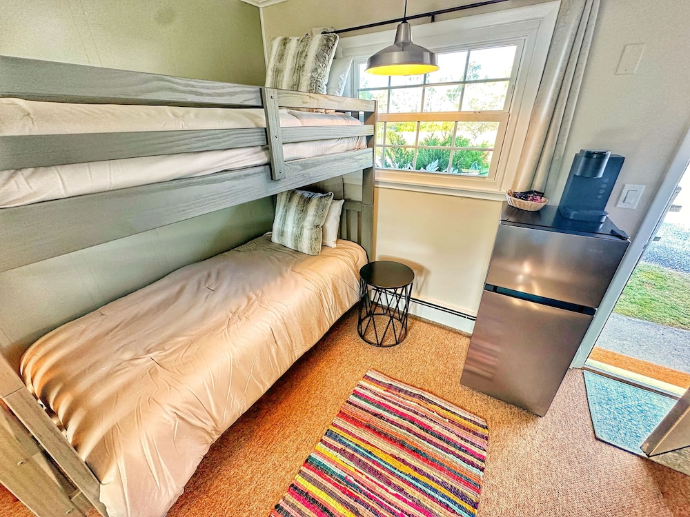 Brittany Motel - photo 24