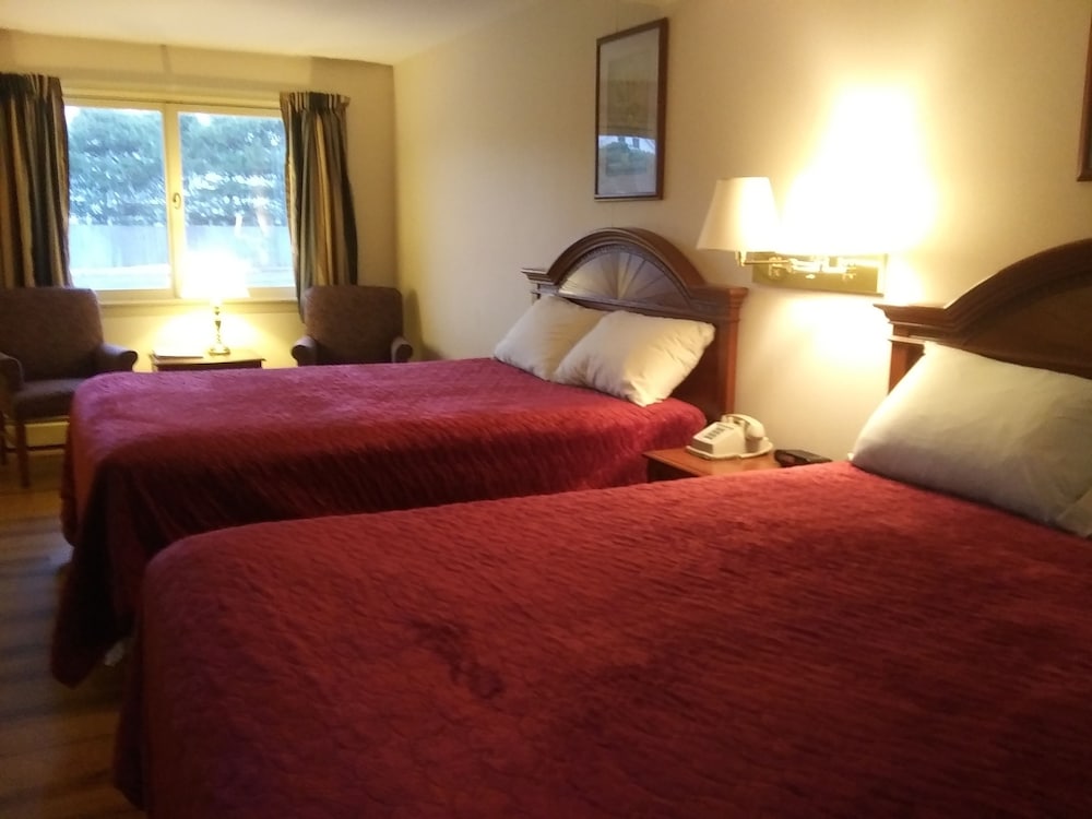 The Towne Motel - photo 22