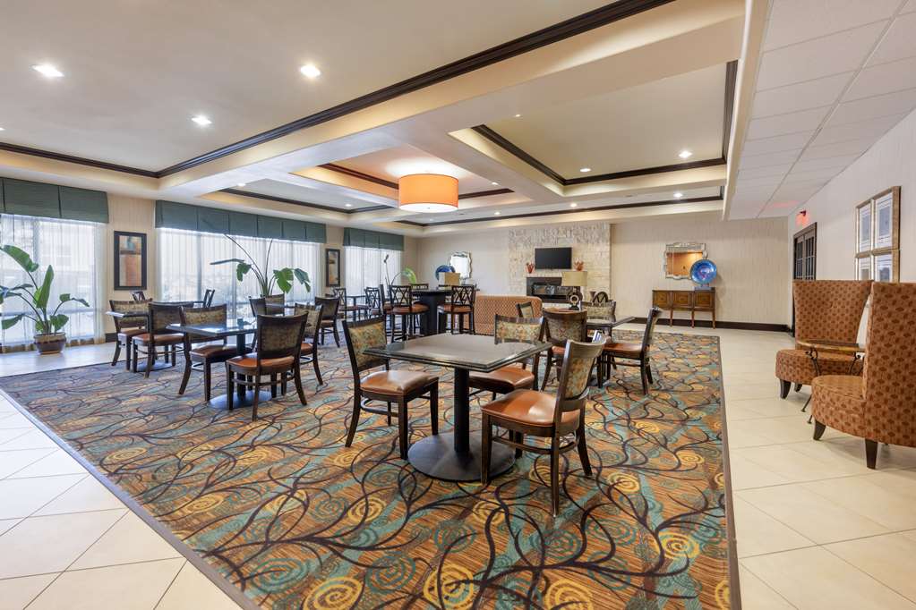 Best Western Plus Midland Suites - photo 7
