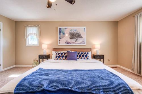 45 per Off Monthly Stay 7 Beds BBQ in Kitchener, Canada