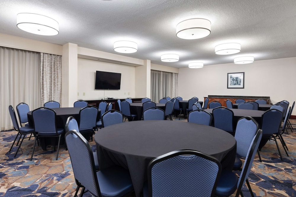 Hampton Inn Rock Hill - photo 36