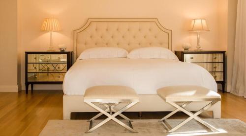 Central Park South Deluxe Studio - photo 2