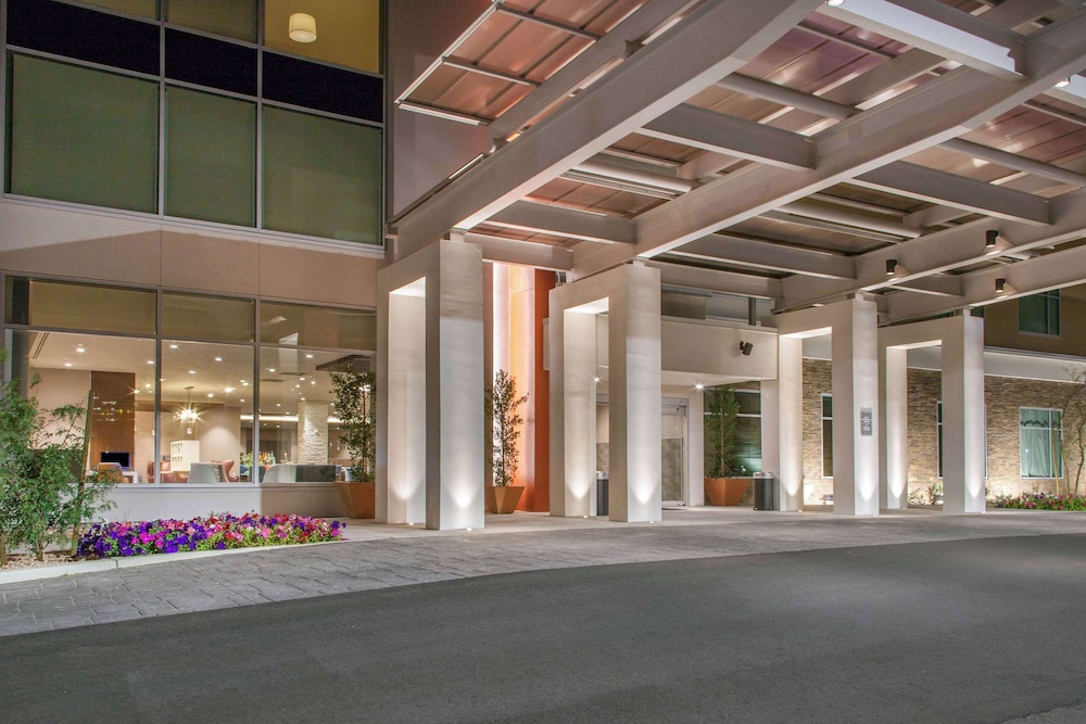 Hilton Garden Inn North Phoenix Scottsdale - photo 50