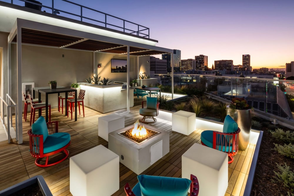 Resort Style Suites in Downtown LA - photo 59