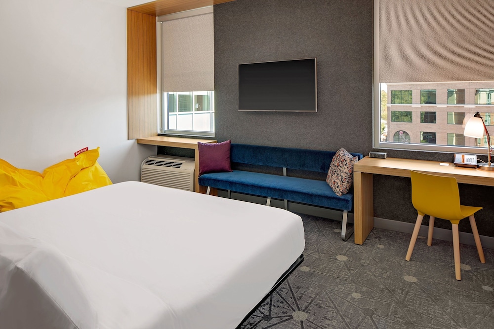 Aloft Chapel Hill - photo 3