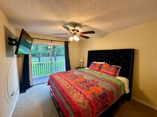 Grand Deluxe 3BR Townhouse near Disney Parks