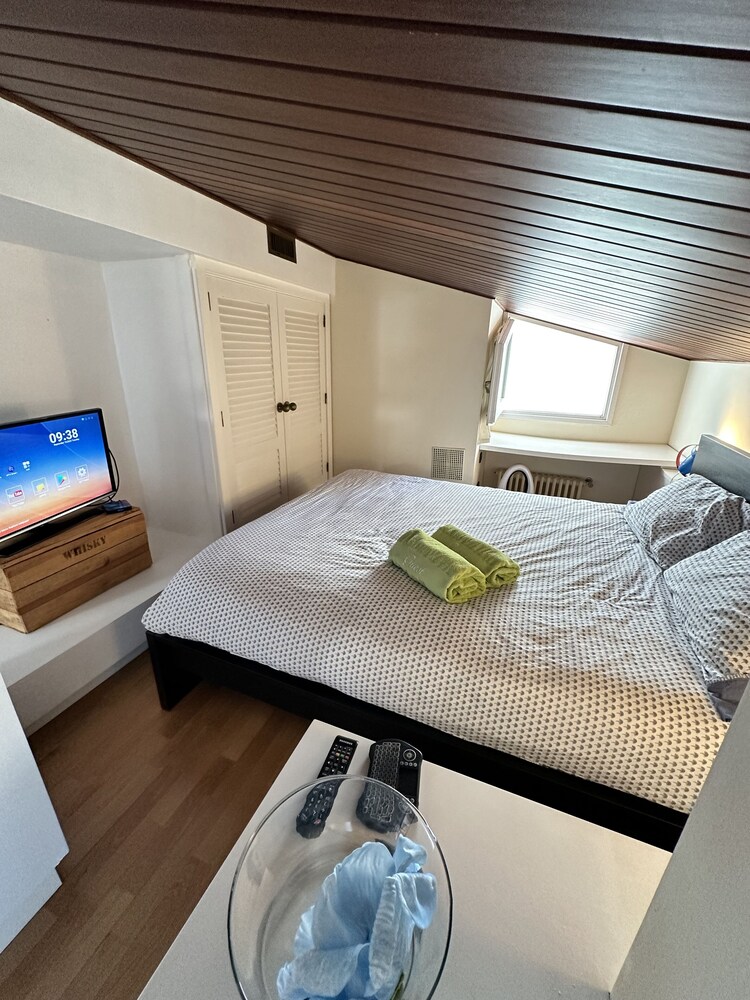 Solo Atico Guest Suites — L'escala — photo 3