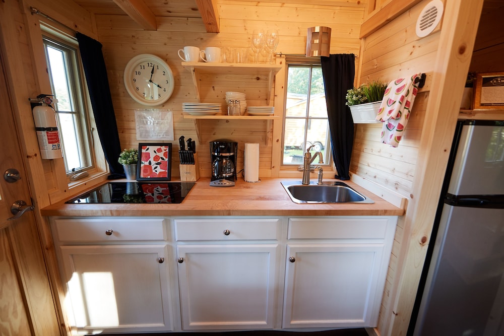 Tuxbury Pond Camping Resort Cottage - photo 41