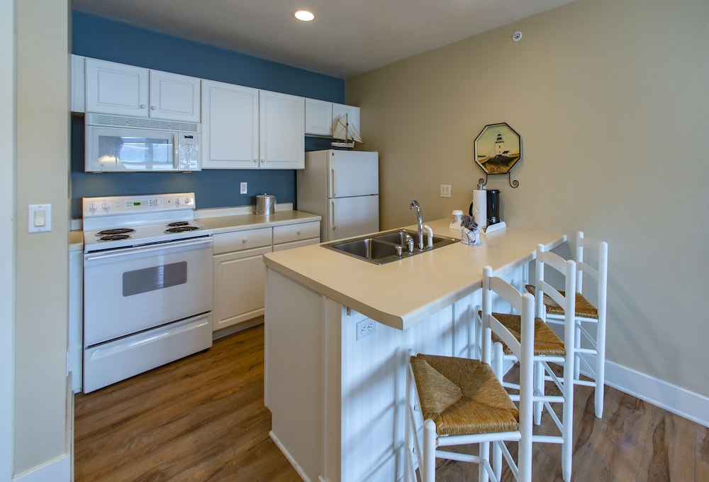 Edgewater Resort - photo 55