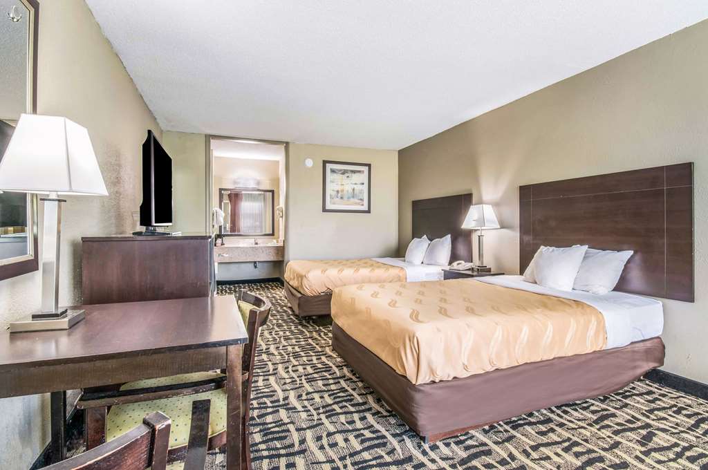 Quality Inn & Suites York East - photo 24
