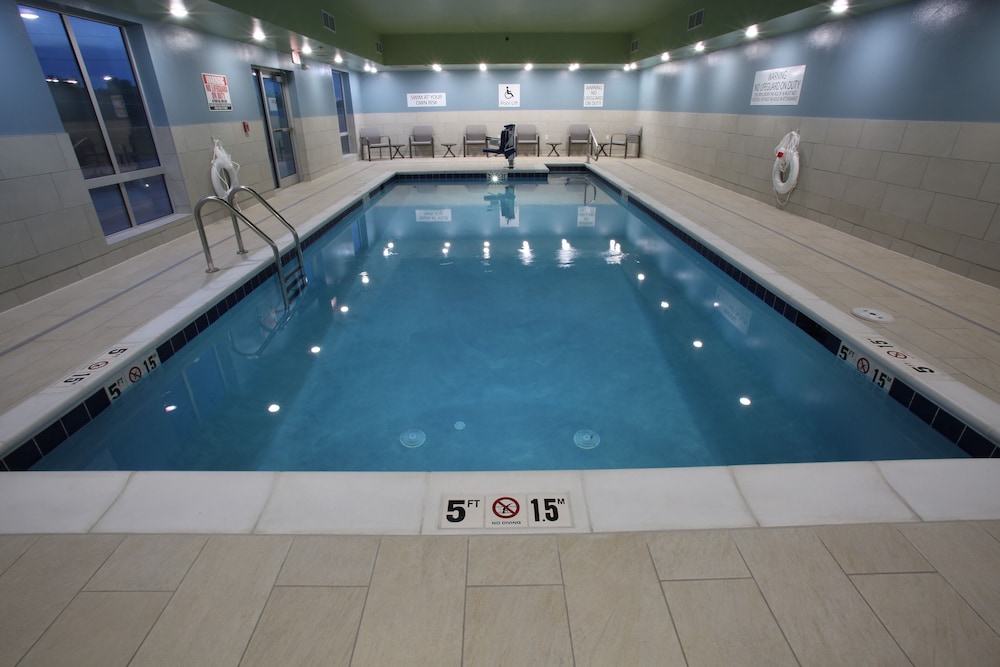 Holiday Inn Express McCook by IHG - photo 17