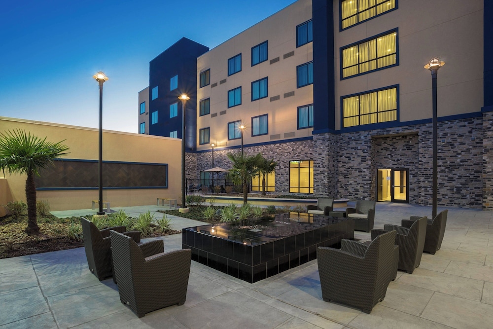 Courtyard Houston Katy Mills - photo 38