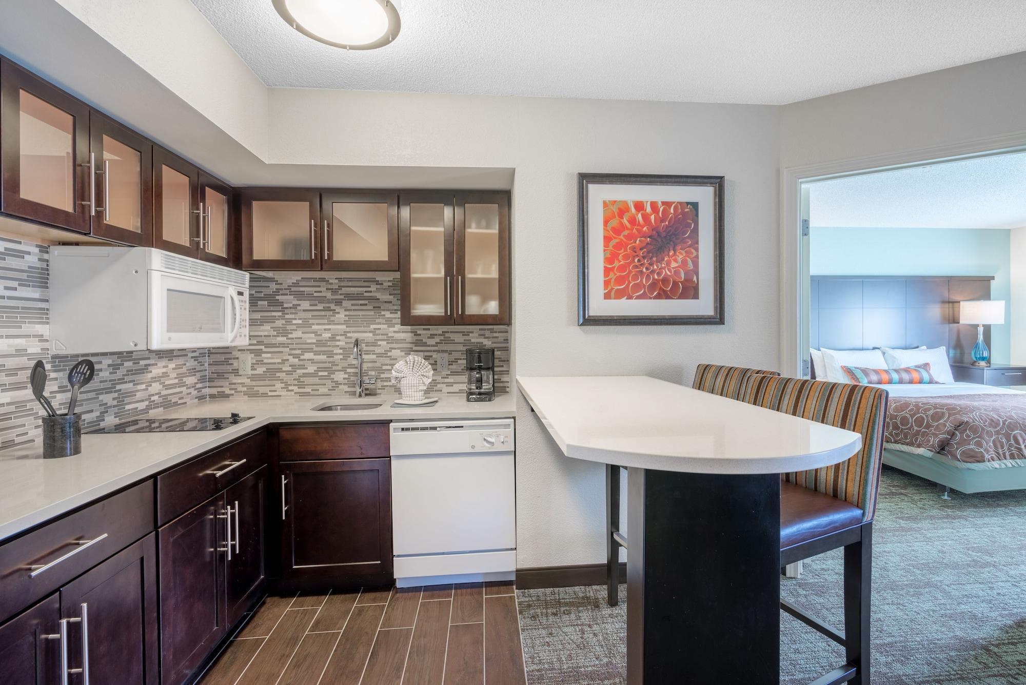 Staybridge Suites Wilmington Newark by IHG - photo 4