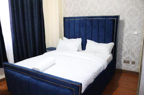 Newly Furnished Three Bedroom Apartment With Heated Swimming Pool Fully Equipped Gym Children Playground Ample Parking Space And Unbeatable Scenic City Views