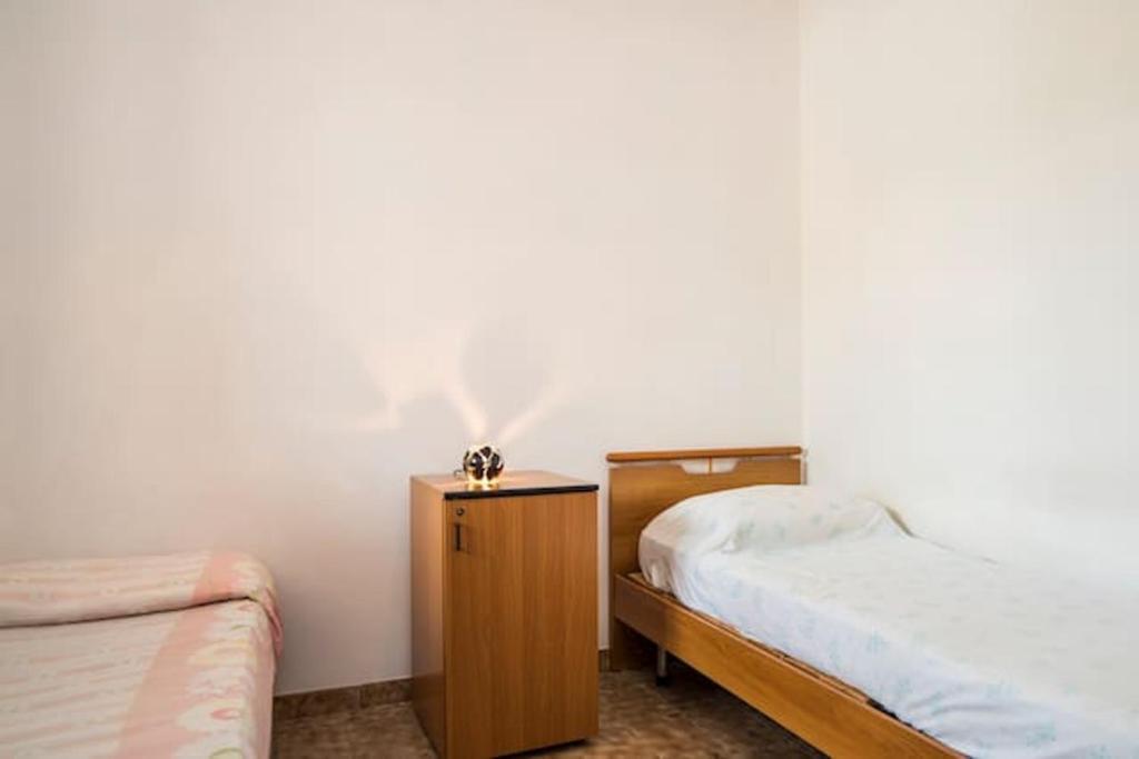 Cozy House Santa Maria del Focallo Fireplace — 4-Star Luxury Hotel in Ispica, Italy