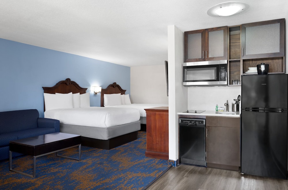 Hotel South Tampa & Suites - photo 11