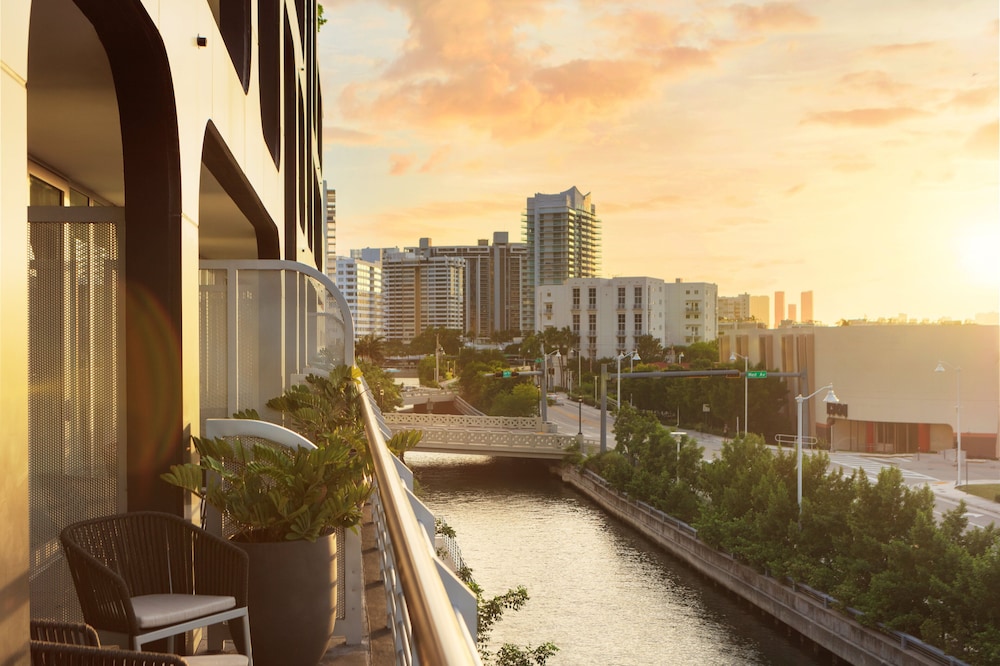 Kimpton Hotel Palomar South Beach by IHG - photo 26