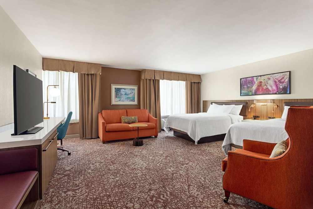 Hilton Garden Inn Allentown Bethlehem Airport - photo 14